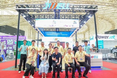 Kuvhurwa Kukuru: Michina yeJWELL Yatora Chikamu muHanoi Rubber Plastics Fair, Kugadzira Marongerwo Ekugadzira Zvinhu Zvakangwara muVietnam